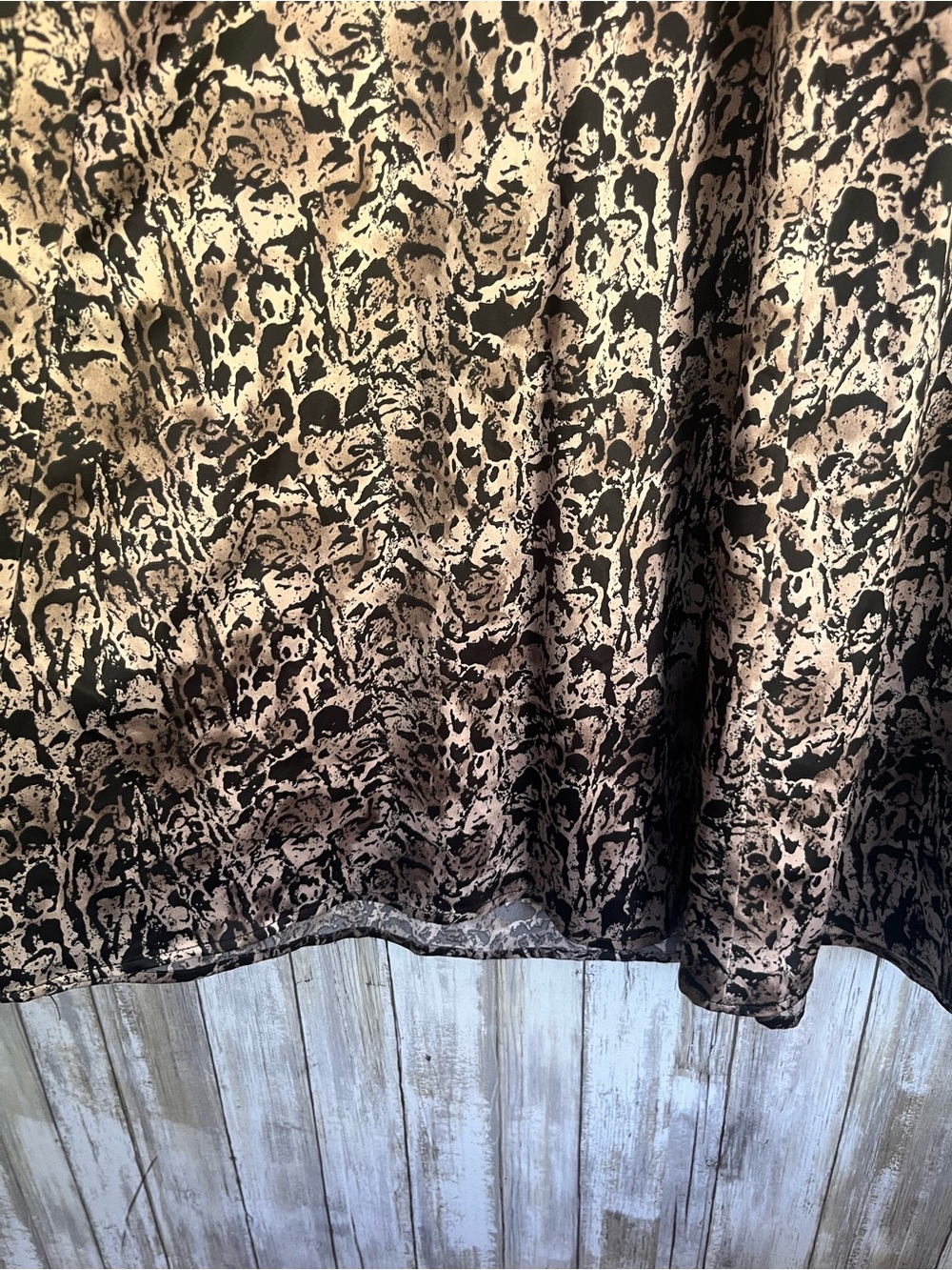 NWT Torrid Skull Animal Print Satin A-Line Midi Skirt Size 00 10 - Picture 3 of 5